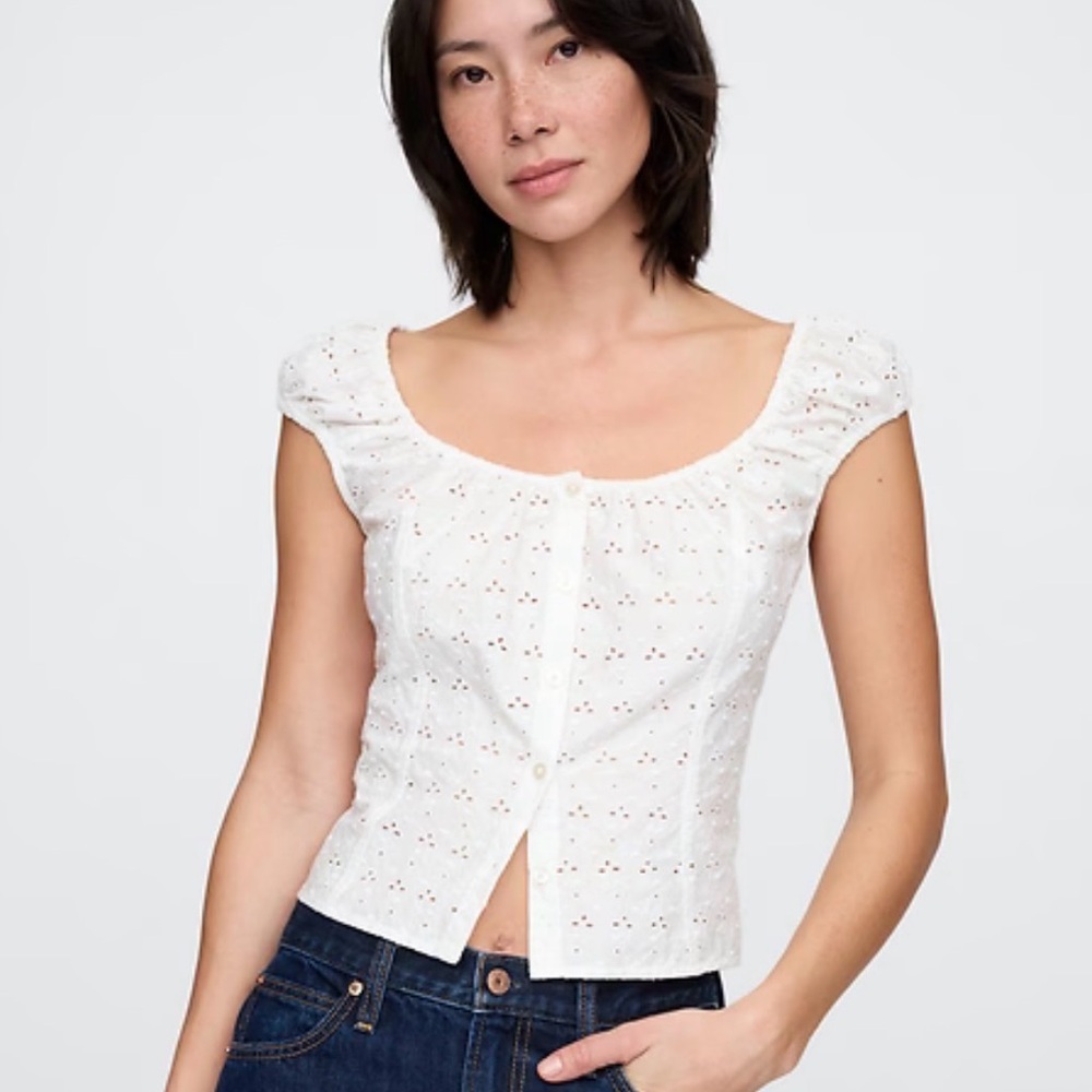 GAP White Eyelet Button-Down Cap Sleeve Top